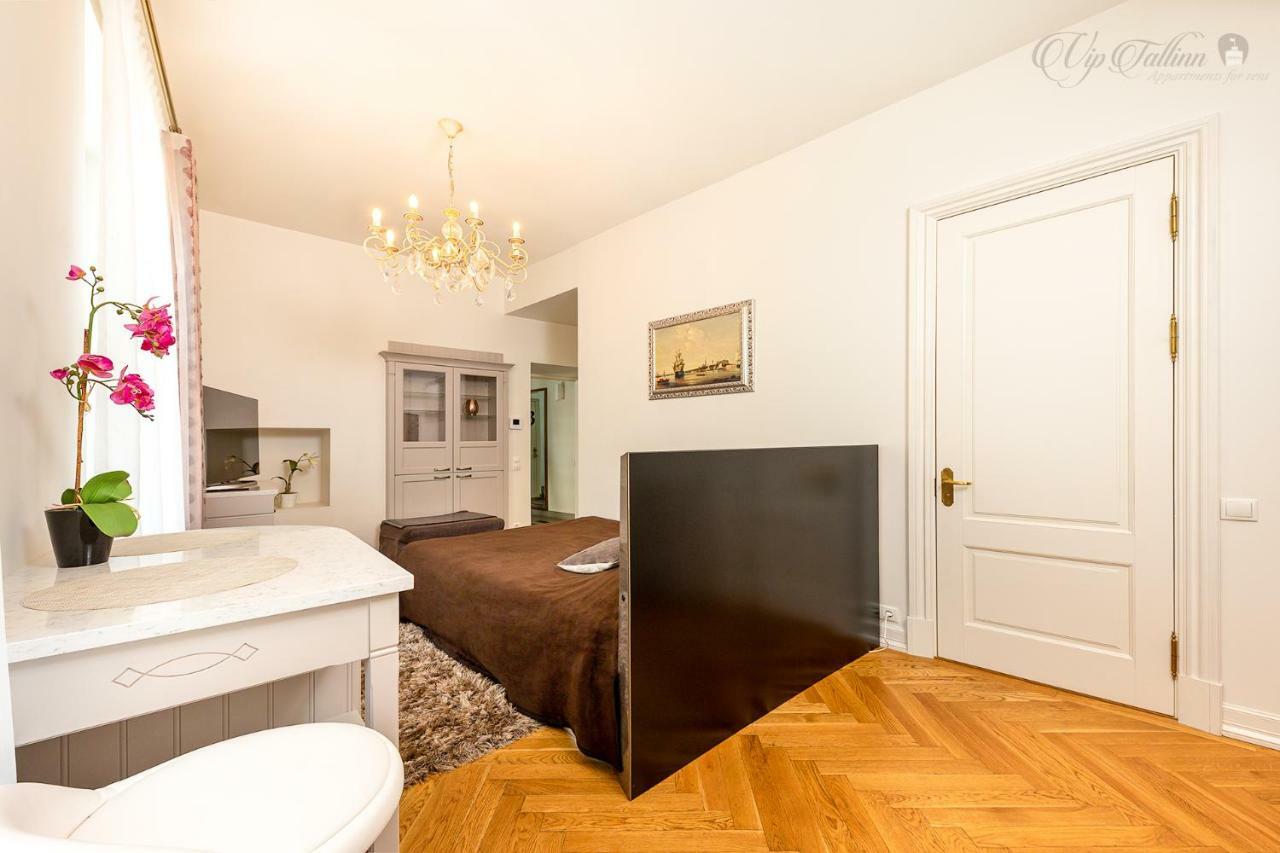 Vip Old Town Apartments Tallinn Ngoại thất bức ảnh